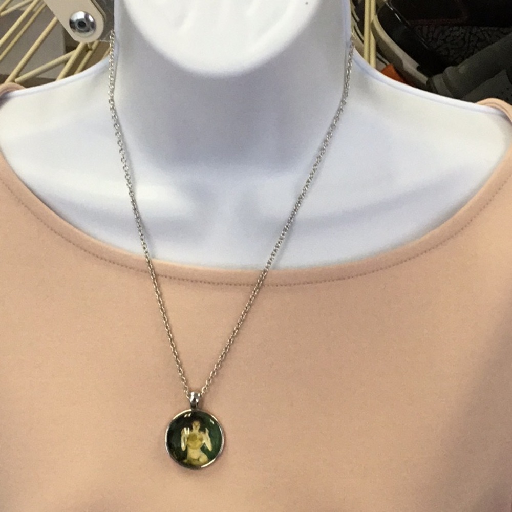 Necklace SALE BUY 2 FOR $20